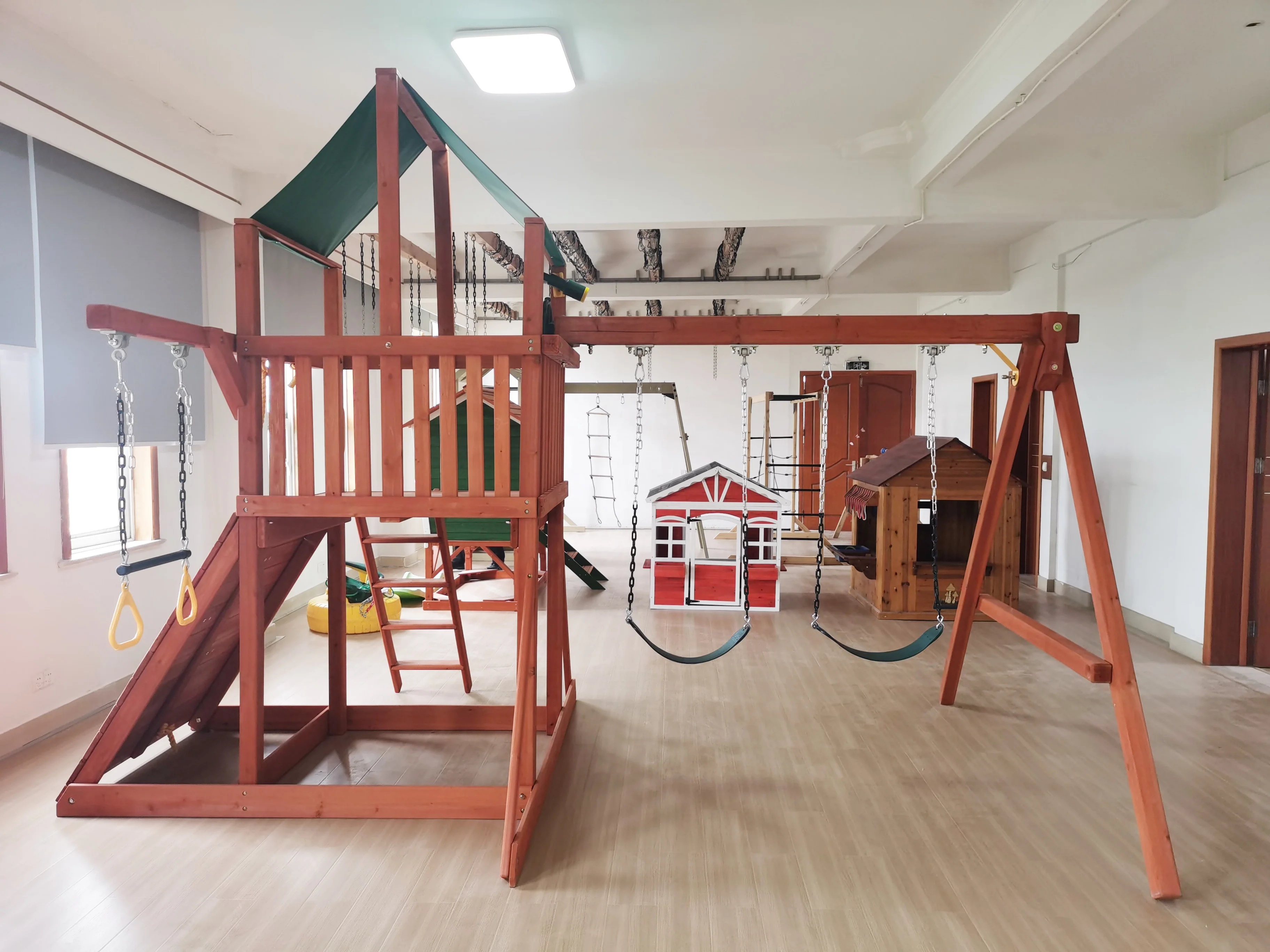 Playground Kids timber Swing And Slide Sets On Sale Patio outdoor Wood Climbing Frame Wooden Swing Set with Plastic Accessories