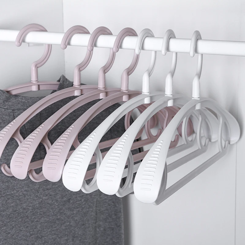 High Quality Creative Scarf  Flat Plastic Trouser Hangers for Clothes Anti-slip