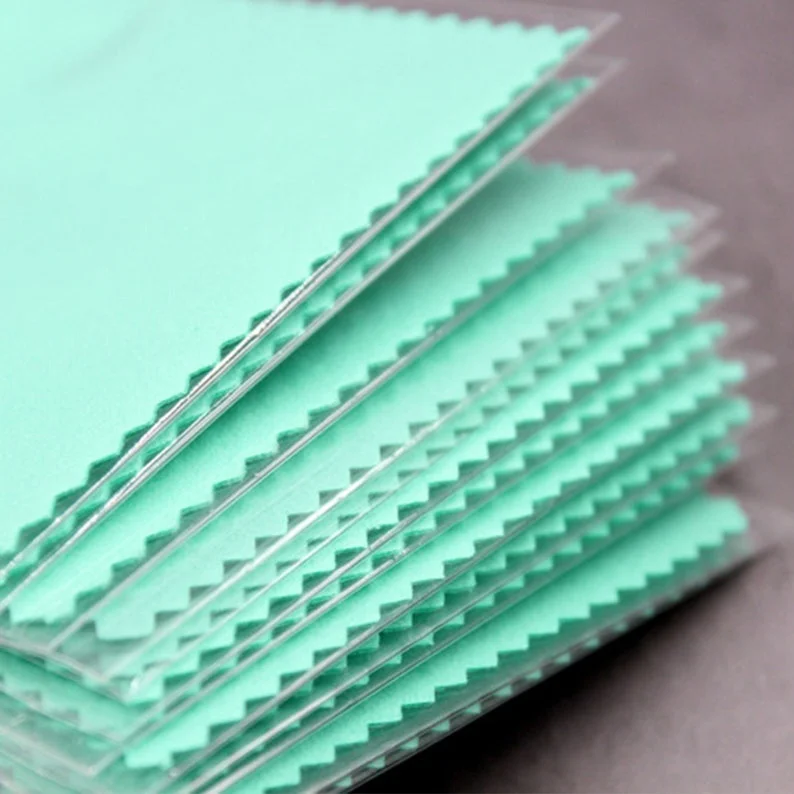 5*5 Inches Microfiber Cleaning Cloths for Smartphones LCD TV Tablets Laptop Screens Camera Lenses and Delicate Surfaces