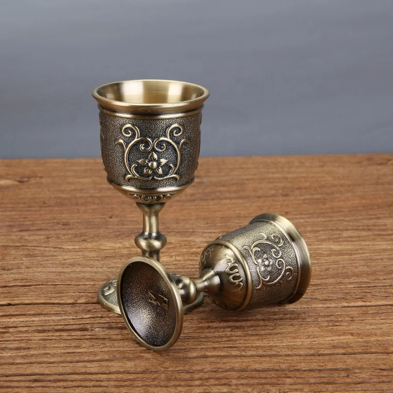 Custom Engraving Design Bronze Retro Wine Goblet Cup Embossed European Style Wholesale Zinc Alloy Wine Chalice Goblets