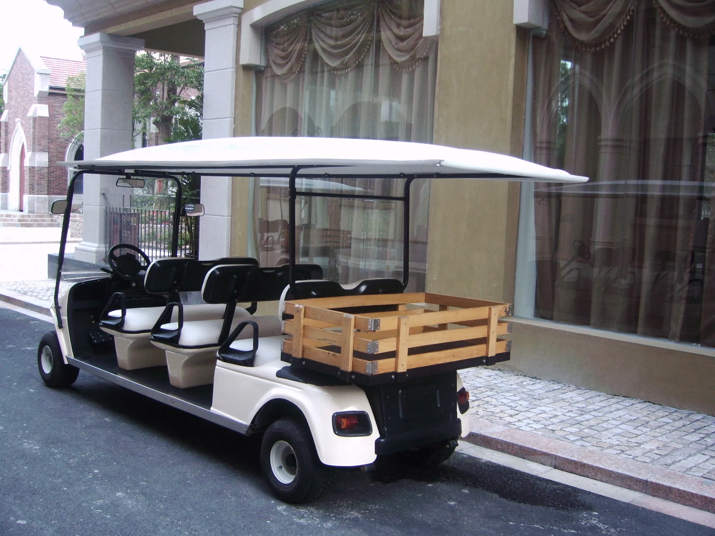 
6 seater golf cart with cargo box best prices quality customized golf cart 