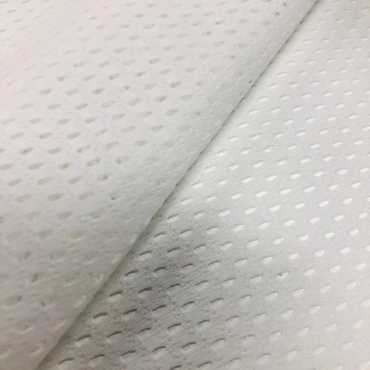 wholesale garment breathable knit 100% polyester white bird eye wicking mesh fabric for sportswear and ball suit