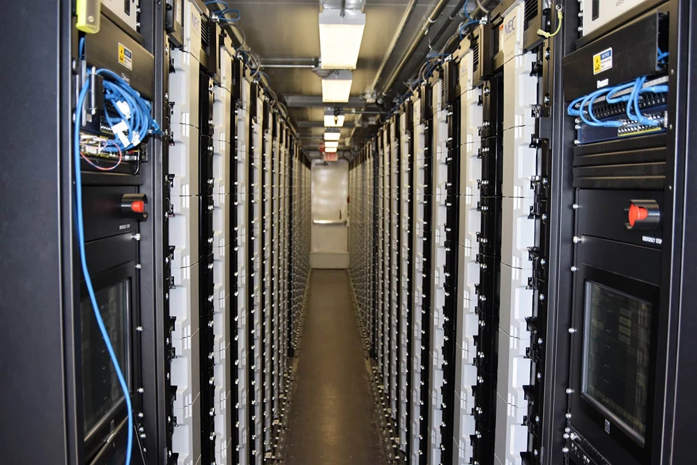 40HQ BESS Energy 1MWh 2MWh 3MWh Storage Power Lithium Ion Battery 220v Integrated BESS