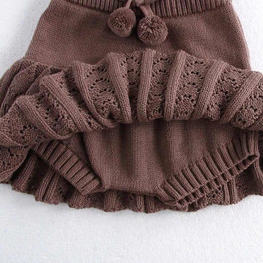 Kids Knit Skirts Aline 2024 Baby Girls Pleated Skirt with Underpants Knitwear School Uniforms Crochet Skort Toddler Short Skirt