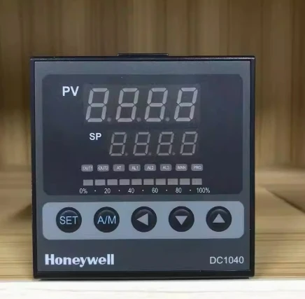 DC1040 high-precision temperature controller DC1040CR-201000-E