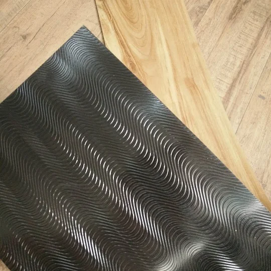 manufacturer vinyl plank floor lvp lvt pvc tile sheet floor self adhesive loose lay glue down click lock luxury vinyl flooring