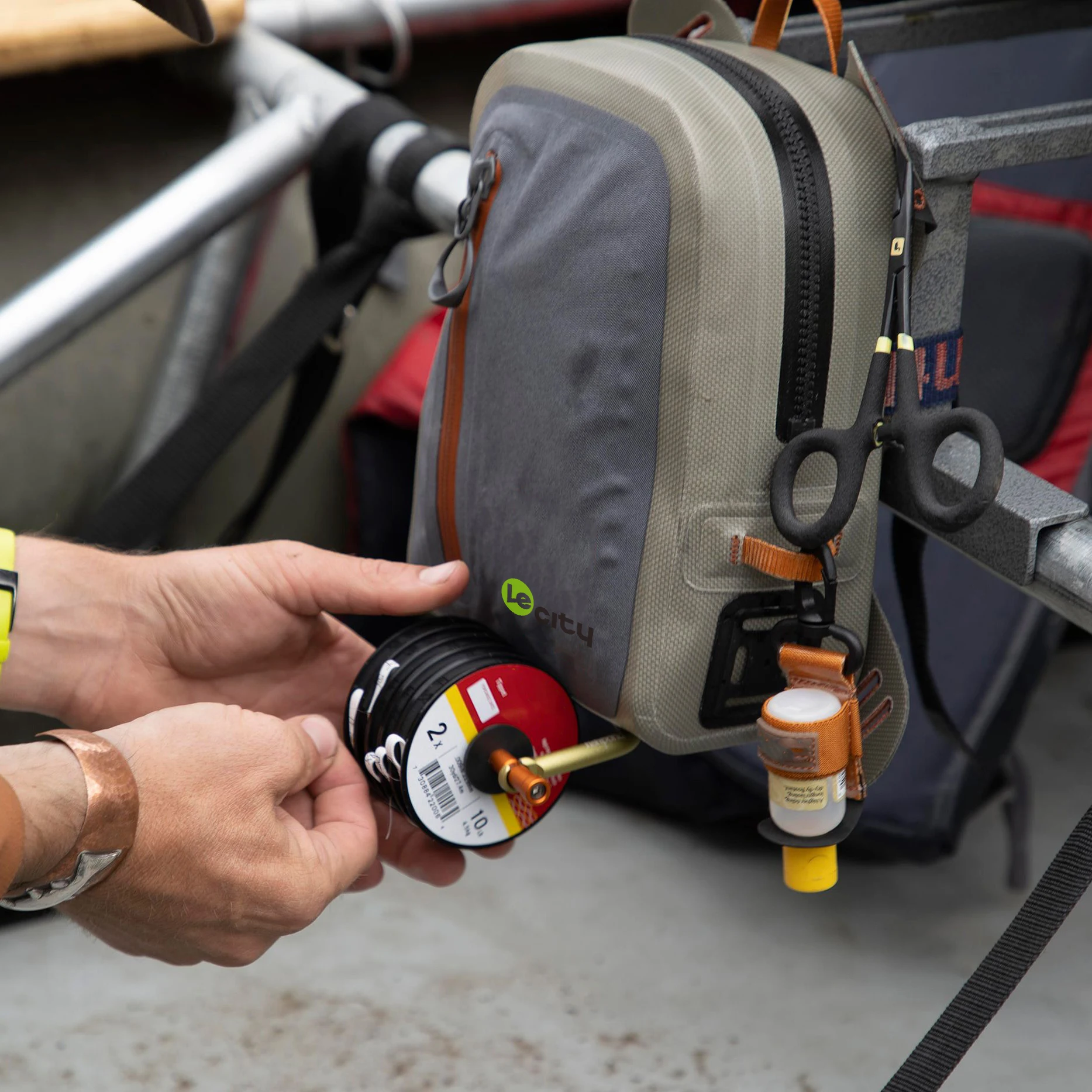 Waterproof custom fishing tackle backpack front fanny pack mens fly fishing chest vest pack rig bag