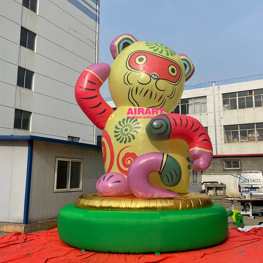 Huge Inflatable Gorilla Monkey , Car Tyre Factory Advertising Customize