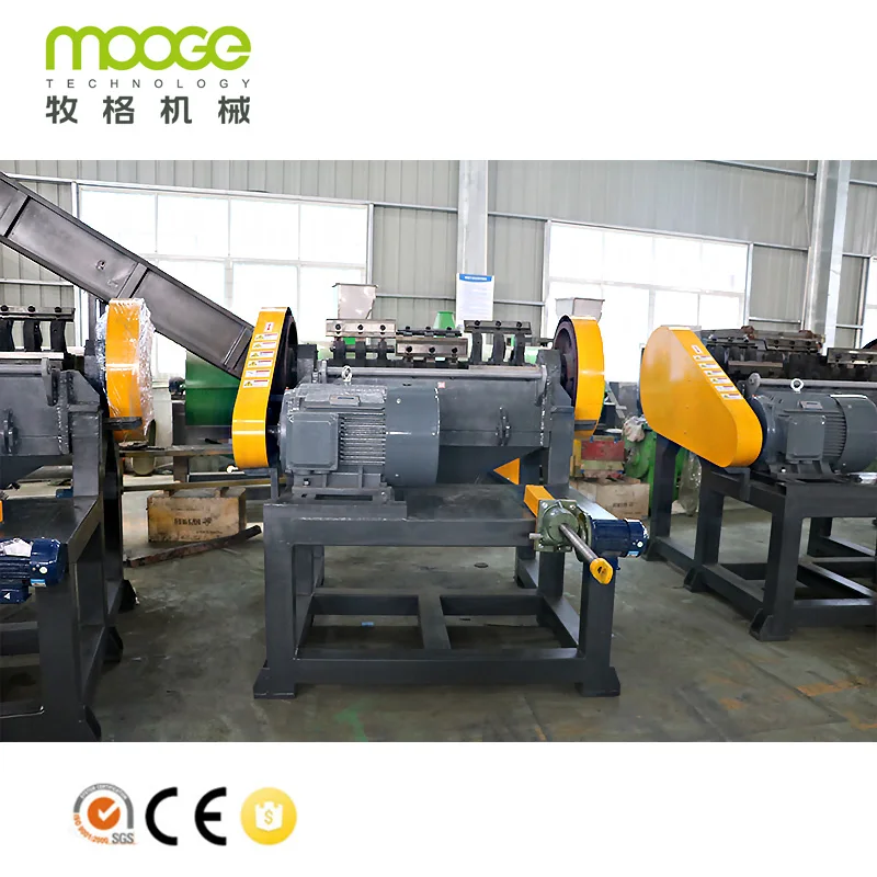 PET plastic grinder/ PP HDPE plastic crushing machine/ plastic PET HDPE PP bottle crusher