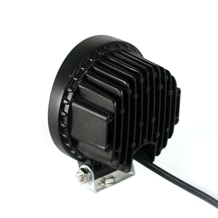 
2020 hot sell 4.5inch 6000K Round LED Work Light 42W 12v 24v spot flood Beam for truck SUVs 4x4 ATVs Offroad Car auto lights 