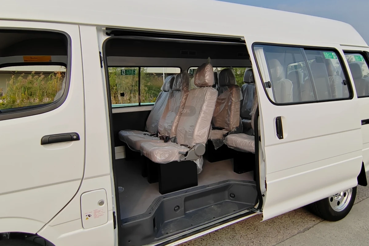 Aucwell Electric Mini bus RHD Electric Passenger Bus for Sale