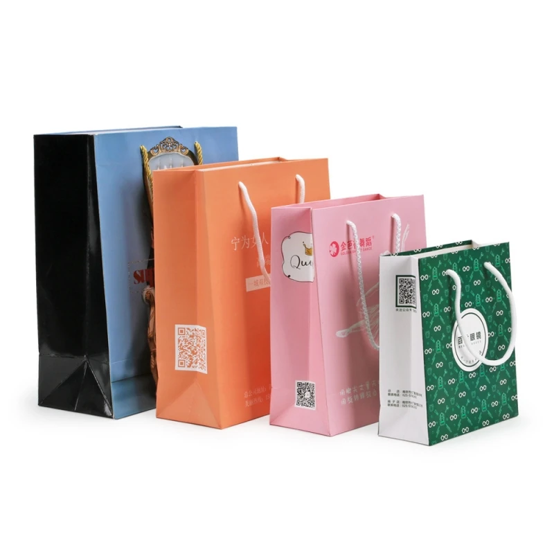 Wholesale Luxury Black Shoes Clothes Packaging Paper Bags Printed Custom Logo Clothing Shopping Gift Jewelry Wine Paper Bag