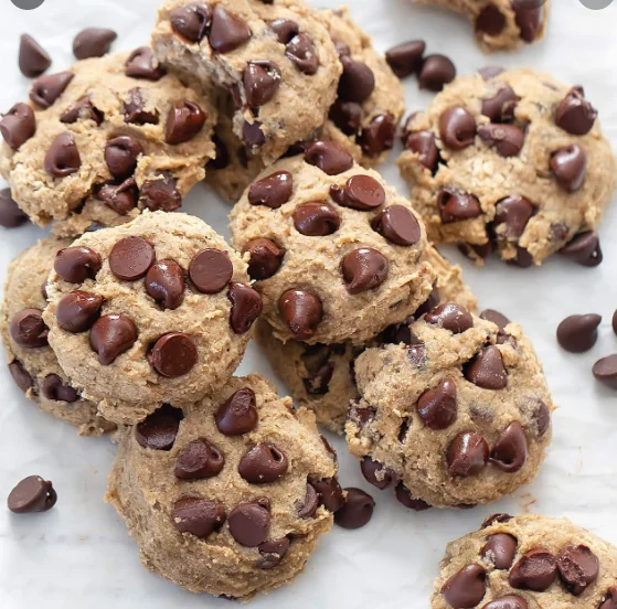 Semi-sweet Bakery chocolate chips for making biscuit