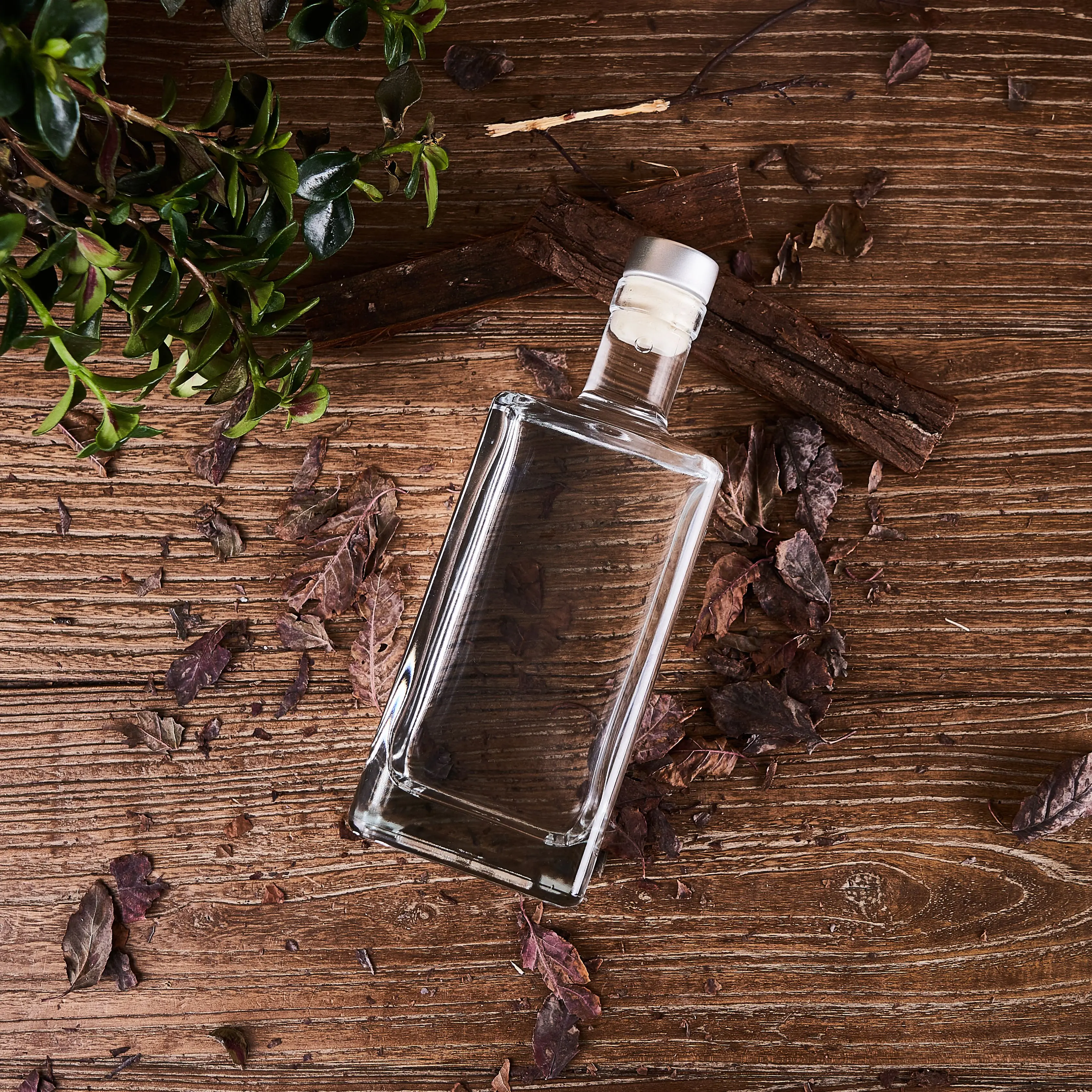 Square Whiskey Vodka Glass Bottle 500ml Tequila Liqueur Bottle with Cork Square Empty Bottle