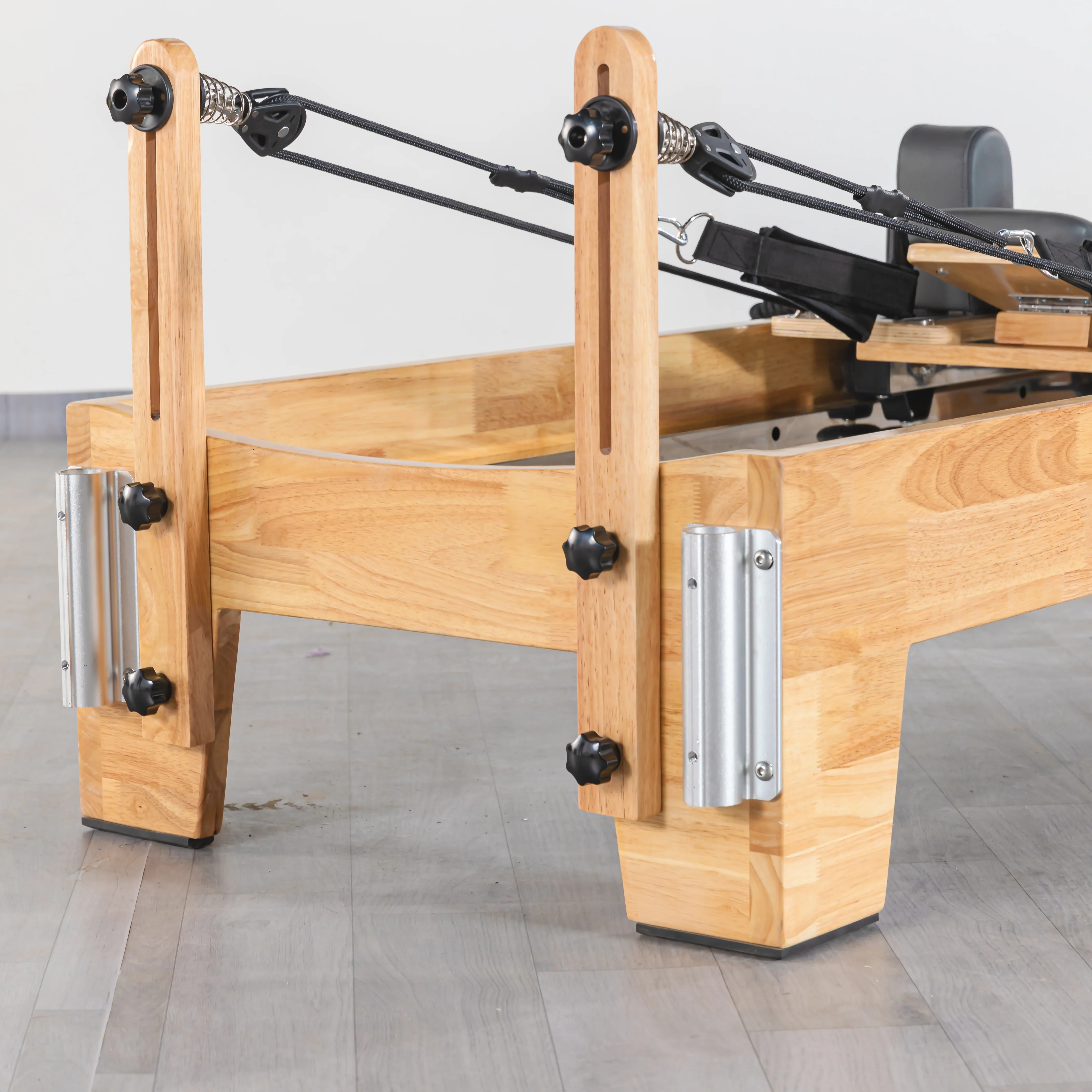 High Quality Oak Wood Pilates Reformer Gym Fitness Equipment Pilates Reformer