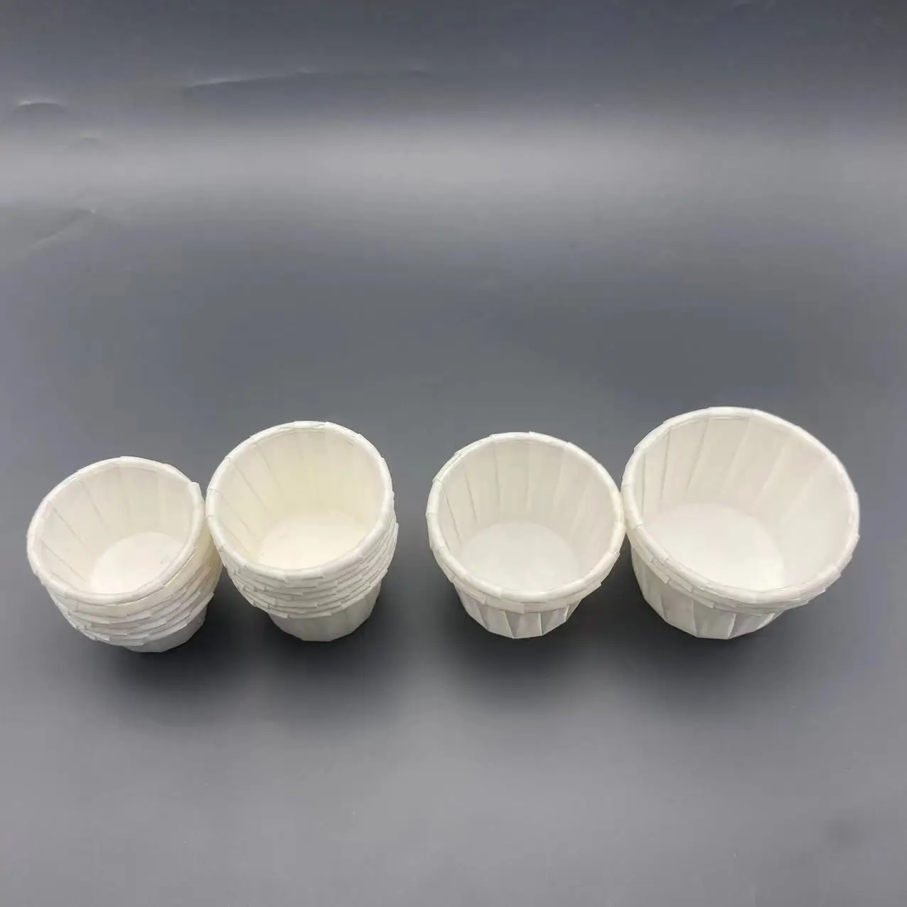 High Quality Single Wall 0.5oz-3oz Craft Paper Souffle Cups Gold Foil Printed Sauce Mini Cups at Factory Price