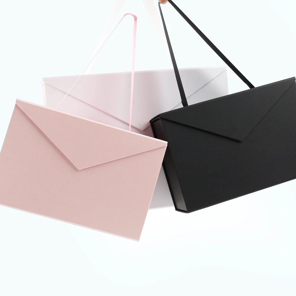 Stock 28x21x10cm hot sale beauty magnet folding box baby born mens custom logo packaging magnetic gift box matte black