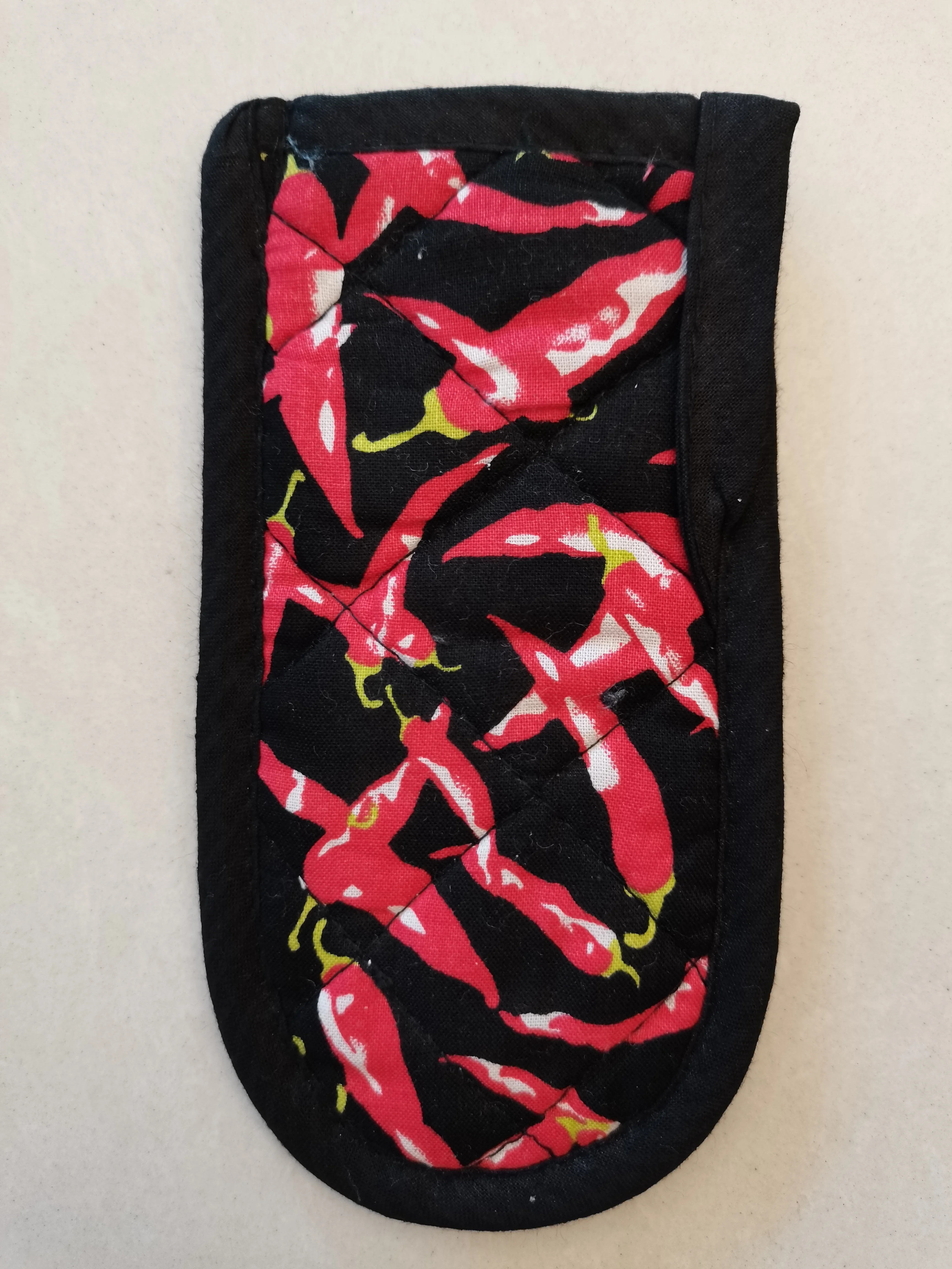 Chili pattern handle holder