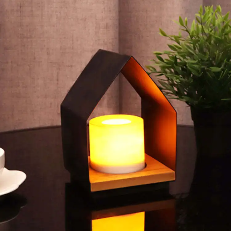 2024 Cheap price Large size cottage shape black Iron battery powered electronic candle table decor lights