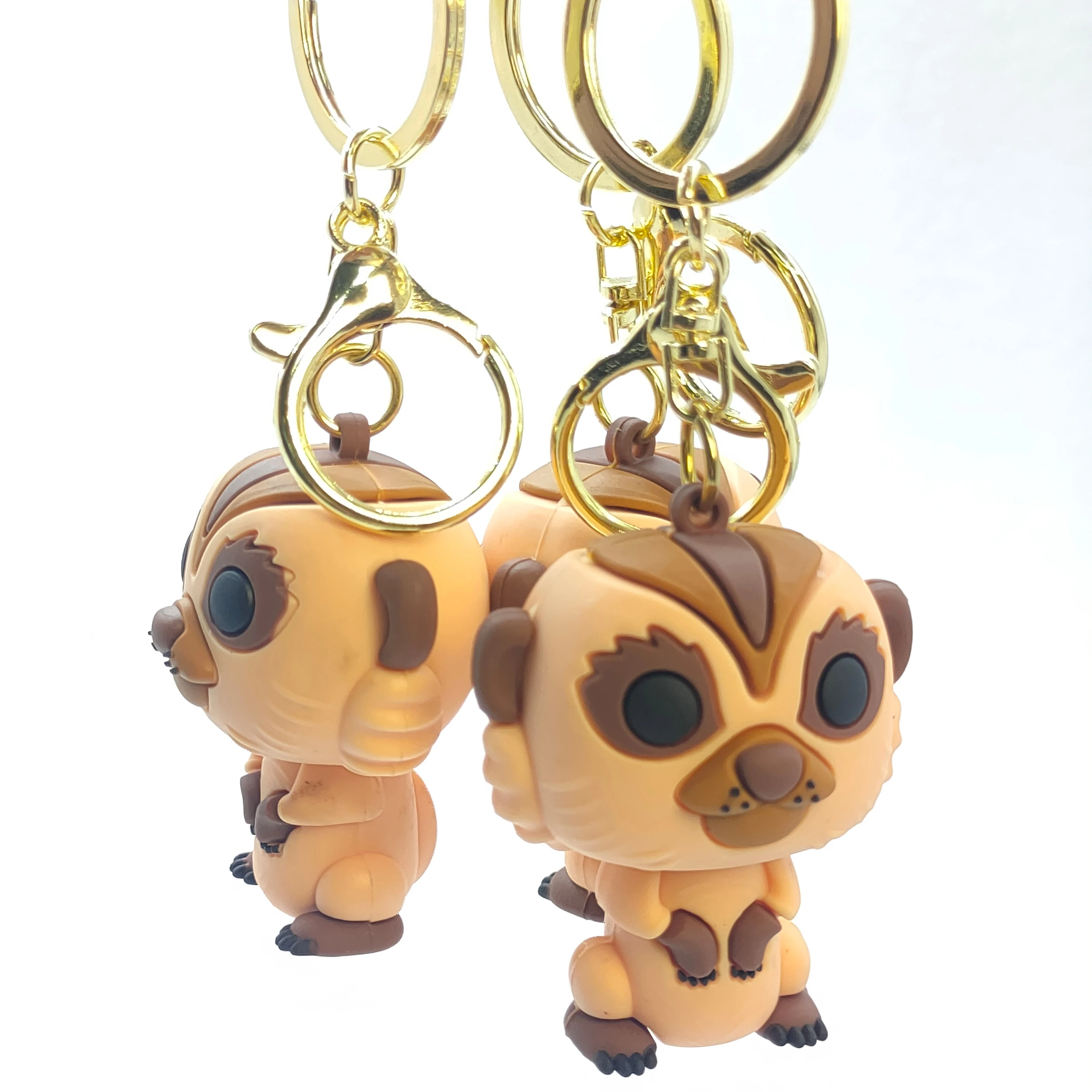 Брелок для ключей в виде маленького енота