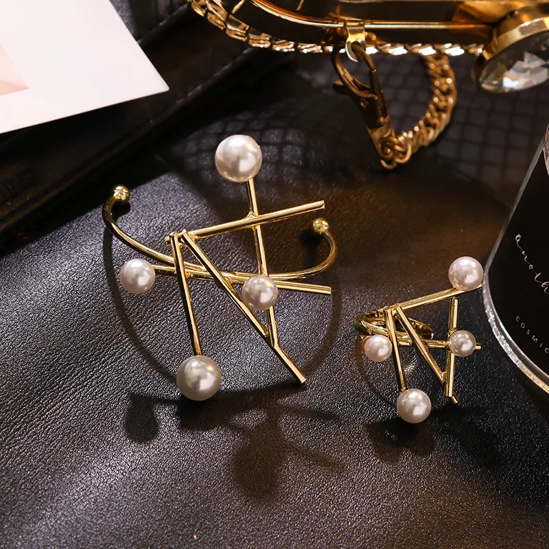 
creative exaggerated personality metal inlaid pearl open ring bracelet bangle cuff bar pearl hand bangle jewelry for female 