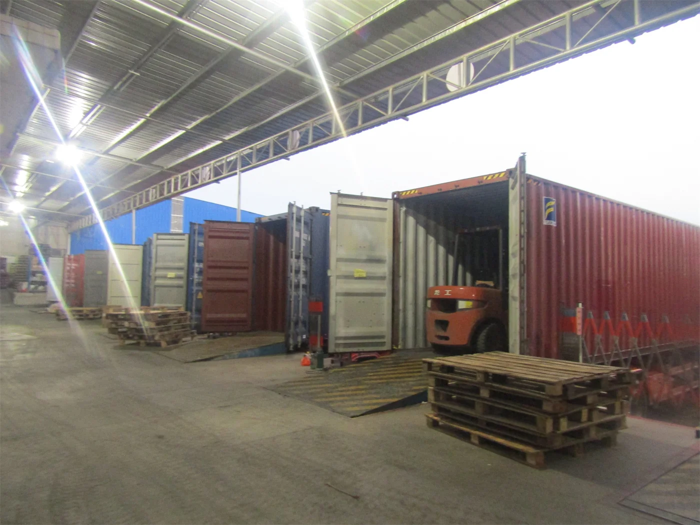 loading platform 7.jpg