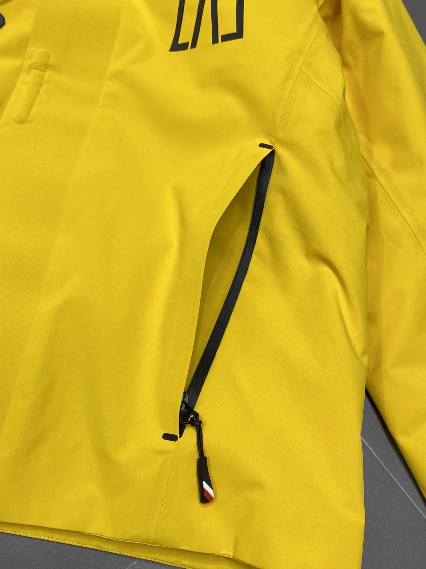 fashion classic luxury designers men 95 white duck downs coat Rain Cycling Waterproof Jacket Windbreaker coats jacket