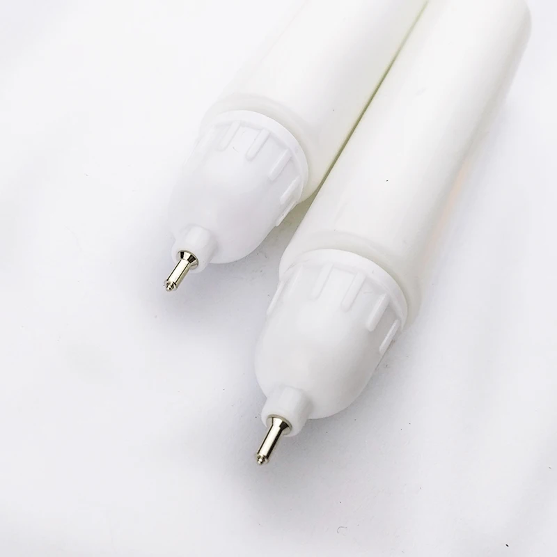 China Wholesale Plastic Metal Tip With Bush Car Scare Repair Pen Empty Marker