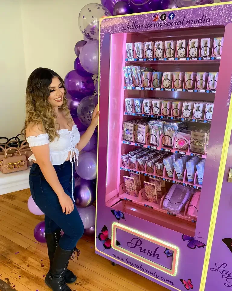 Large capacity combo snack food and drink orange juice vending machine water vending machines for sale mini vending machine