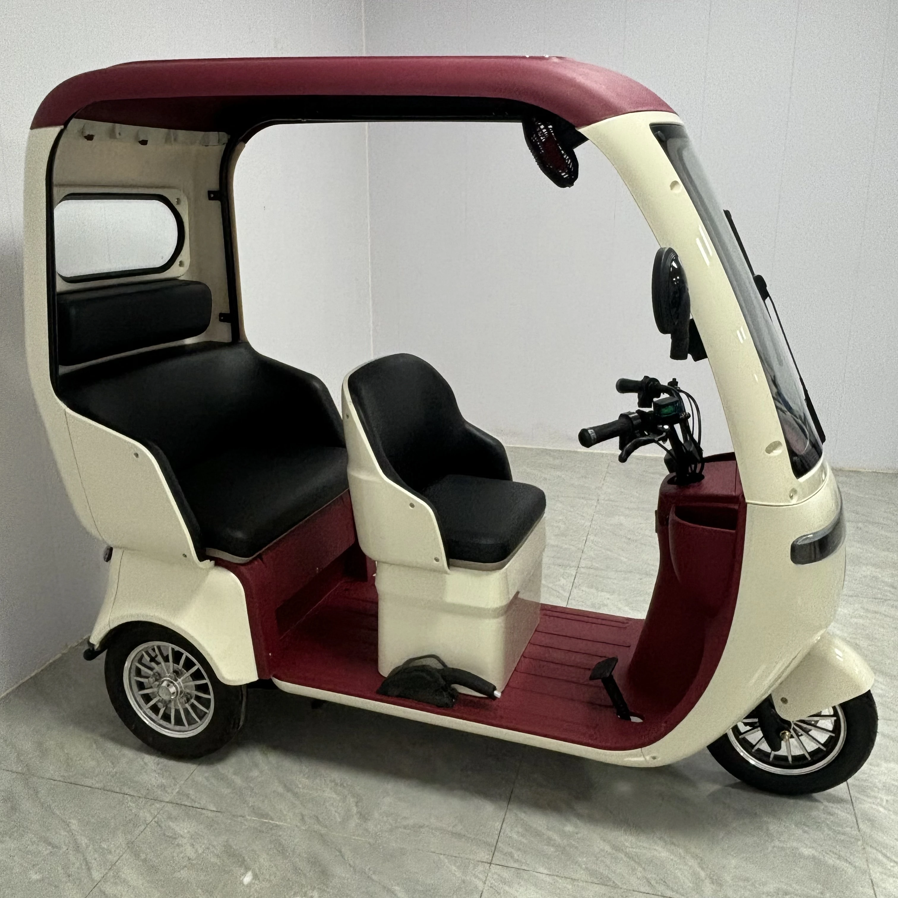 Factory New Premium Edition Tricycle Adult Electric Tricycle With Covered Electric Tricycle