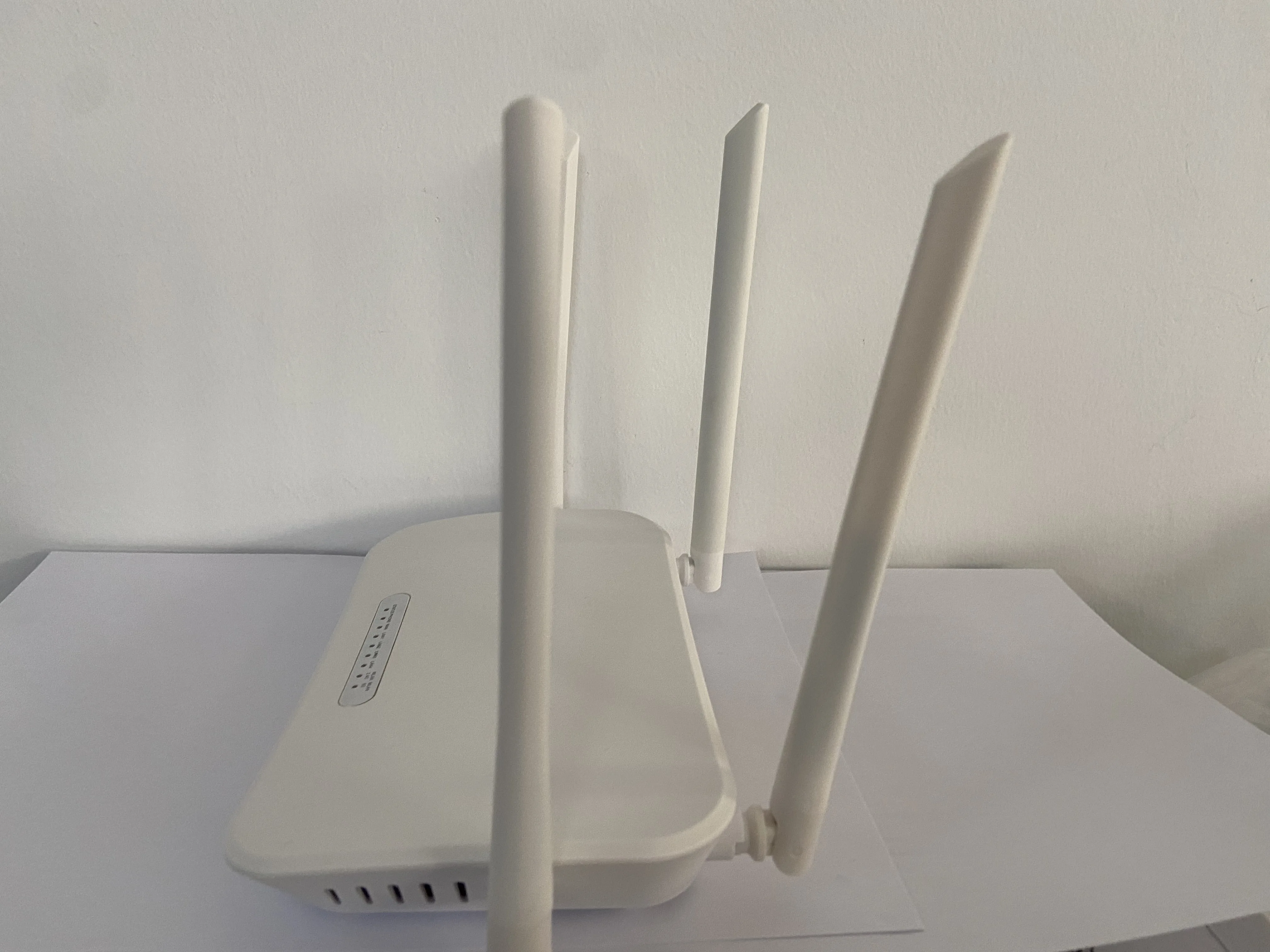 VDSL router with 1 WAN 4 LAN and RJ11  RS45 support FXS function