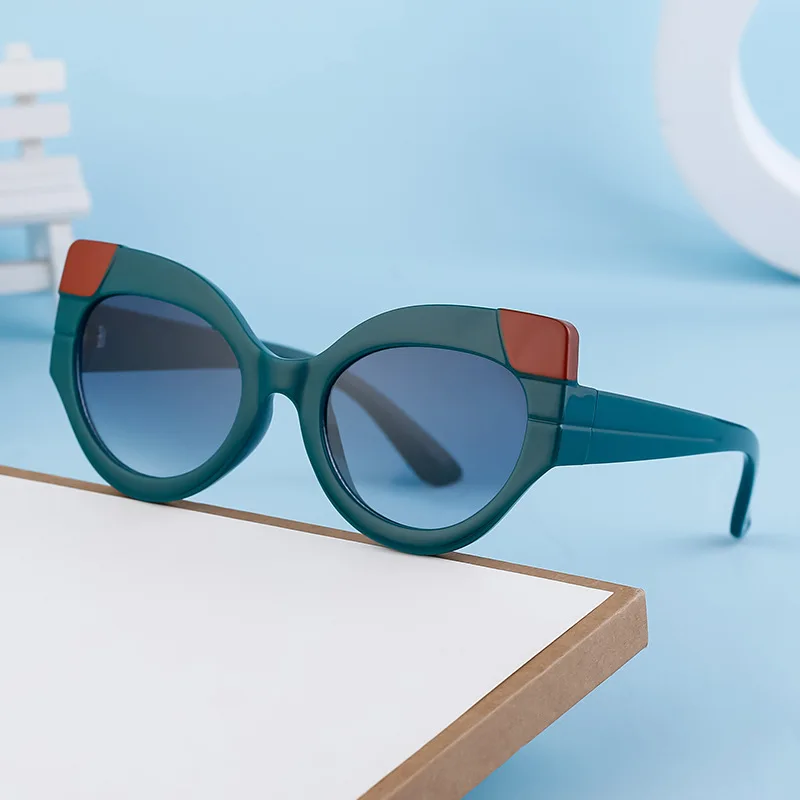 DOISYER Fashion Designer Sunglasses Women Cat Eyes Frame Fashion Hot uv400 Trendy Sunglasses Wholesale