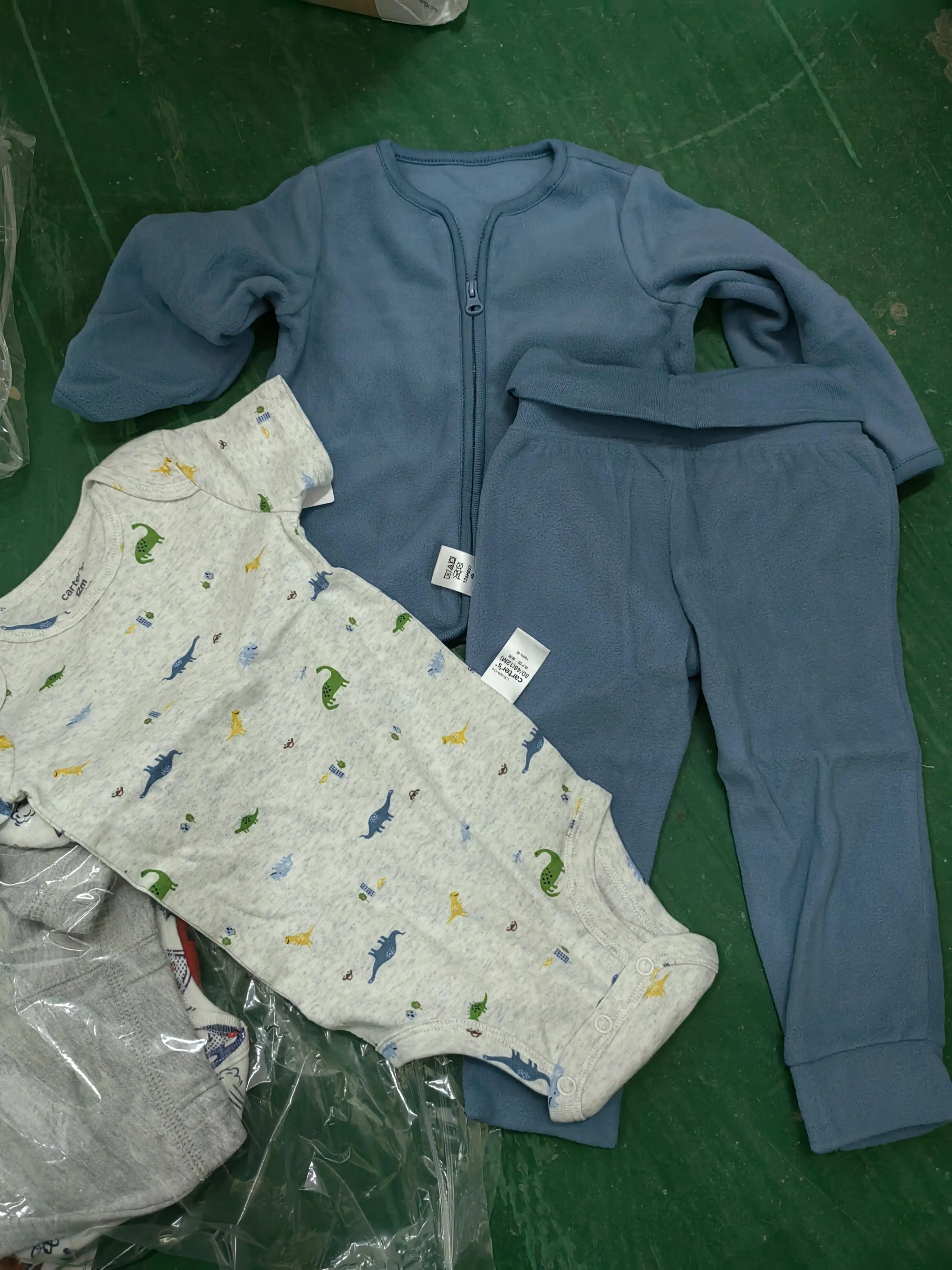 Wholesale Apparel stock Baby Wear  Branded Overruns surplus Cotton Baby Clothes Set Bodysuit And Pants Baby Clothing Set