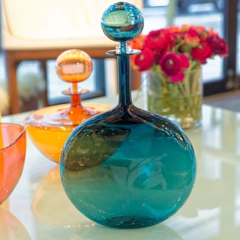 Custom Made Hand-blown Lead-free Blue Glass Wine Bubble Shape Decanter With Glass Stopper