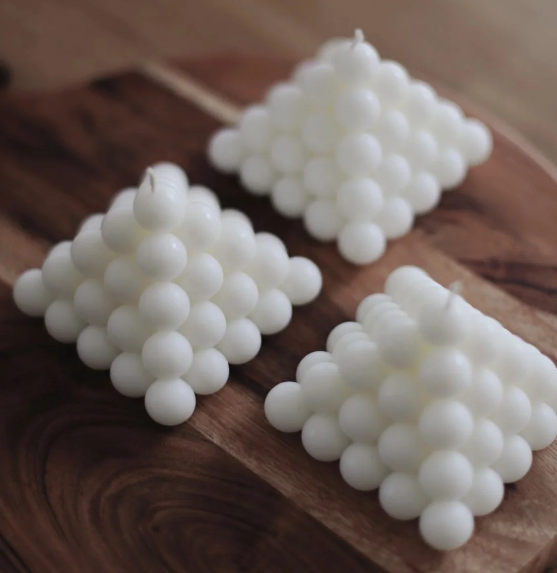 2022 Brand New Wholesale High Quality Low MOQ Natural Soy Wax Handmade Pyramid Bubble Candle for Home Decor