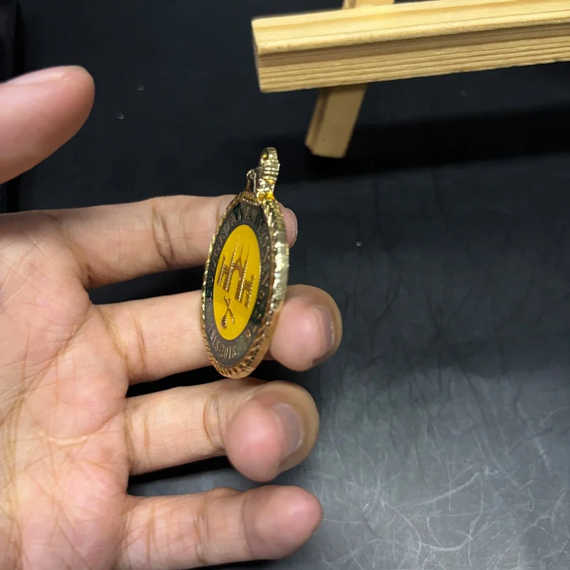 Custom High Quality Die Cast Metal Keychain Modern 3D Soft Enamel UV/Offset/Silk Screen Printing Brass Material