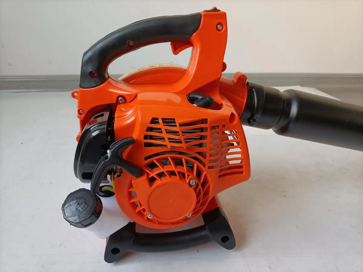 UM Gasoline Engine Blower  Outdoor Cleaning Equipment Gasoline Diesel Engine Leaf Blower