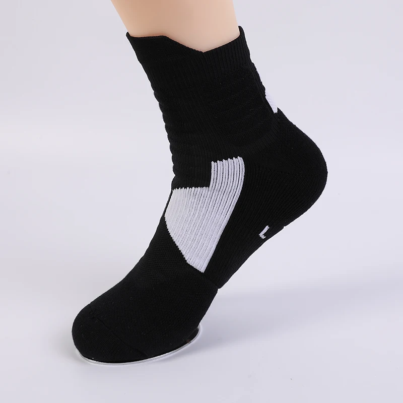 
Custom logo athletic socks sports compression socks anti-bacterial cotton polyester elastane sports sock 