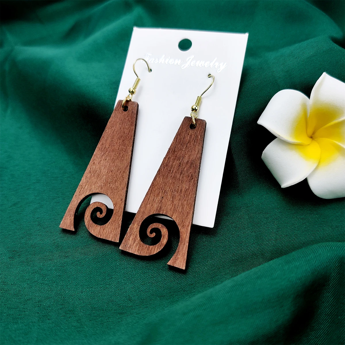 Hawaiian Jewelry Wholesale Hawaiian Heirloom Style Turtle Wood Earring for Retail Supplier