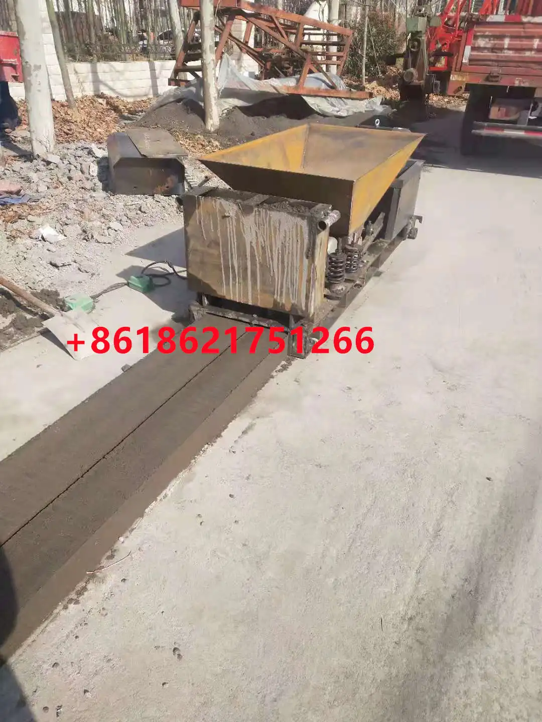 Precast concrete farm fence wall machine H column pole making for