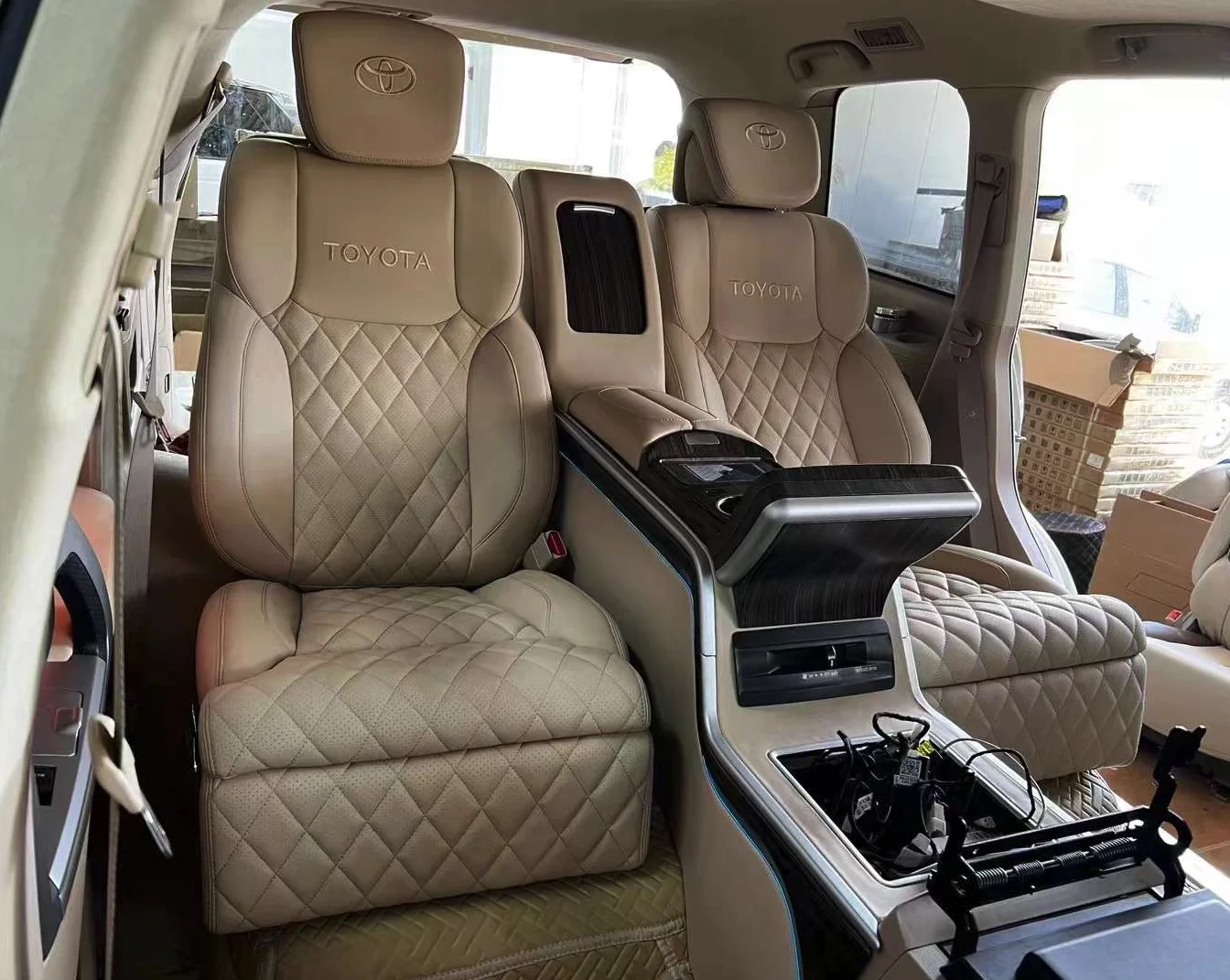 Новейший набор для модификации интерьера Toyota Land Cruiser Prado 2008-2020 задних сидений с консолью