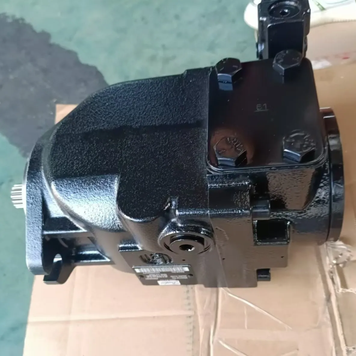 JRRS60BLS2520NNN3C3REA8NNNNJJJNNN гидравлический насос от Danfoss в наличии