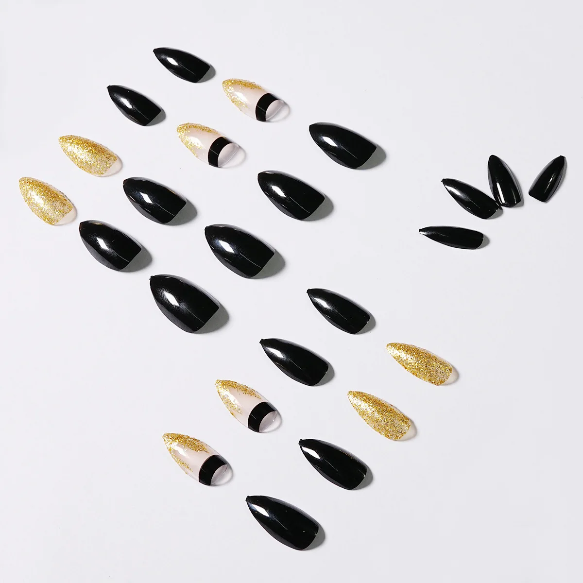 Finished product black and gold glitter nail art vendors reusable press on nails handmade 24 pcs nails