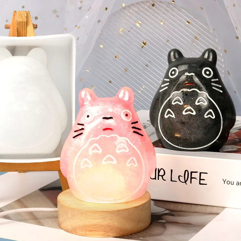 diy crystal drop glue mold 3D stereoscopic Totoro silicone mold table toy gift decoration