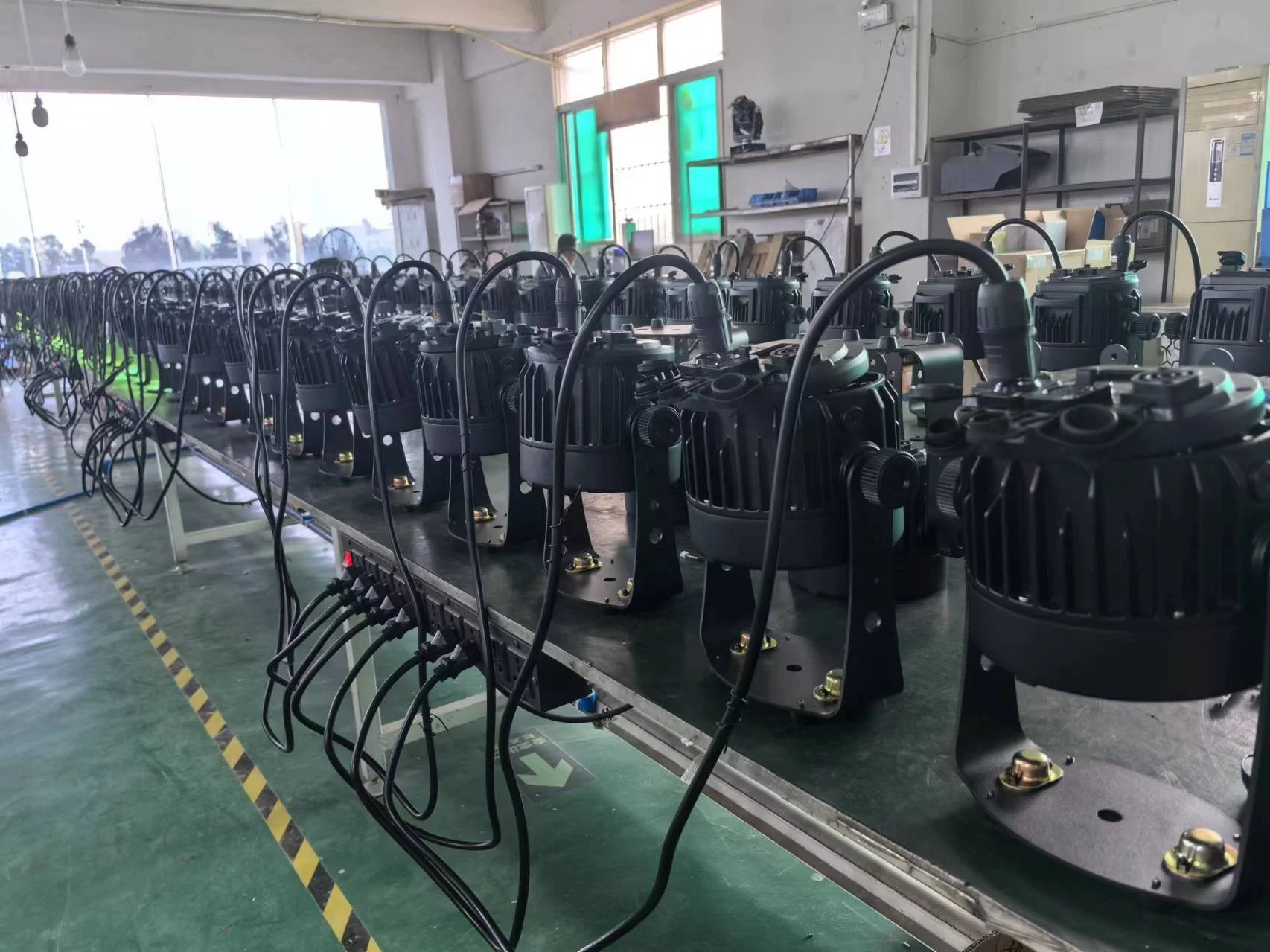 HM-LSPB420HCL IP 65 led par.jpg