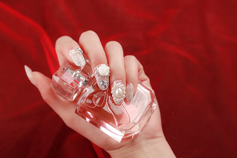 2022 Wholesale Beautiful Press On 24pcs 3D Wedding Nails Diamond Artificial Fingernails For Women