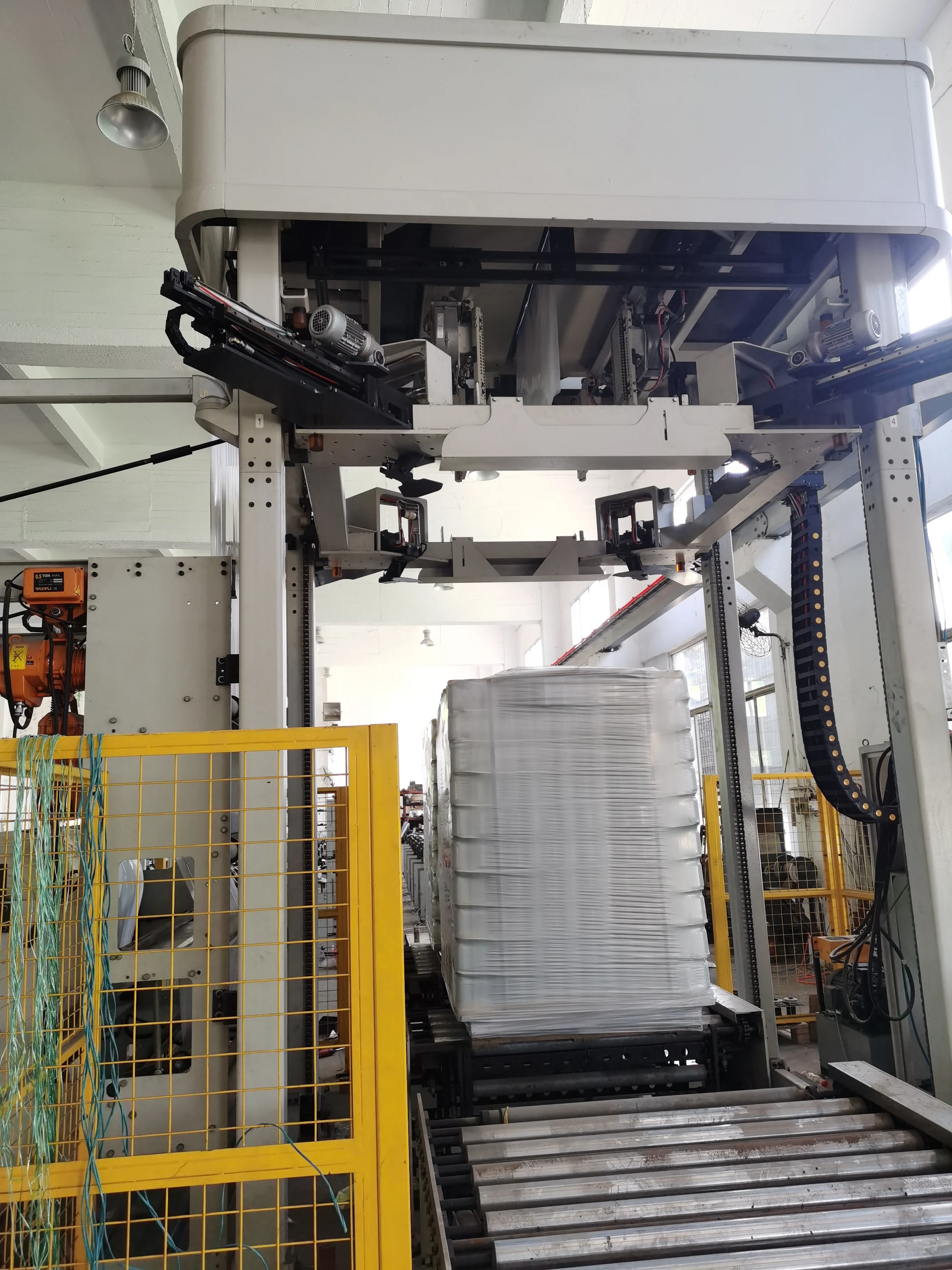 Stretch Hood Packing System Stretch Hood Packing Machine