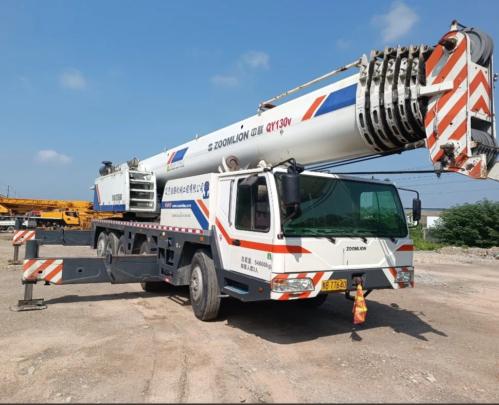 used truck crane Zoomlion 90ton QY90V used mobile crane Zoomlion nice crane with cheap price for sale