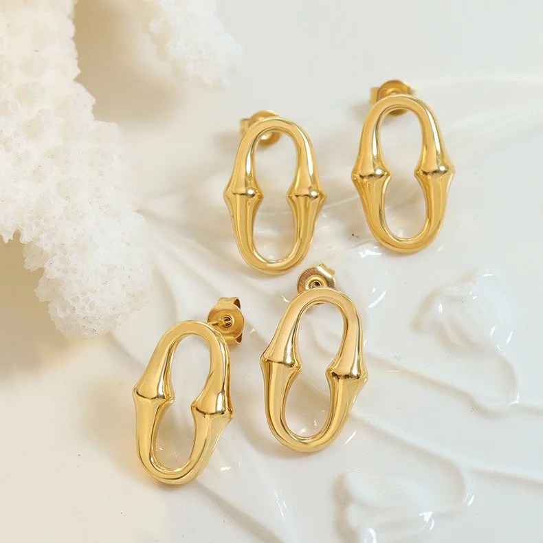 High Quality Oval Horseshoe Shaped Earrings Design Personalized Fashion Earrings For Women
