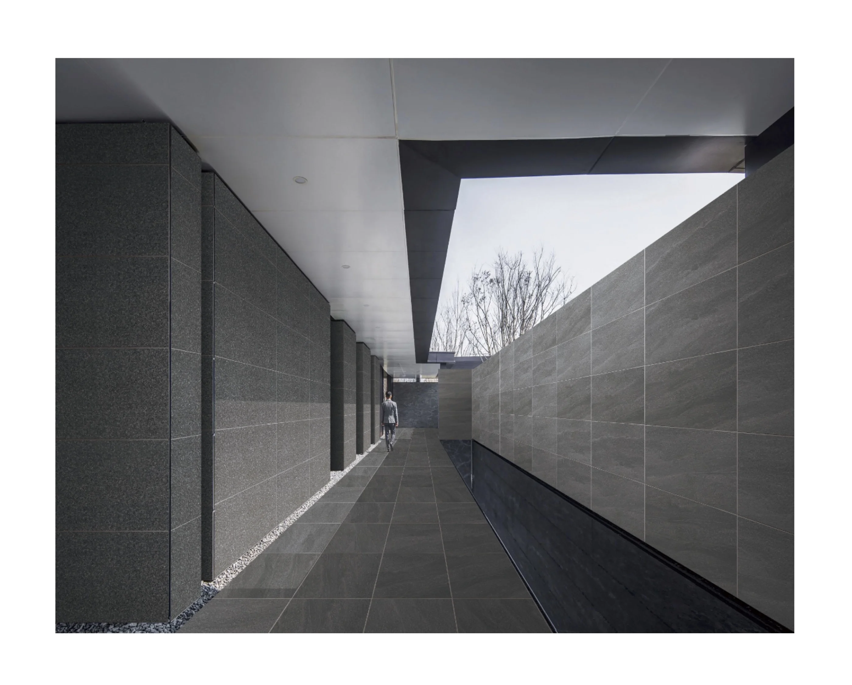 
High End Grey Stone Pavers Anti Slip Outdoor Floor Tiles From China 